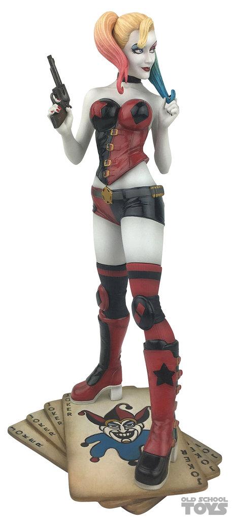 diamond select gallery harley quinn