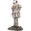  Pennywise swamp edition (It chapter two) Gallery diorama in doos Diamond Select