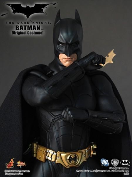 Hot Toys Batman (original costume) the Dark Knight MMS67 en doos