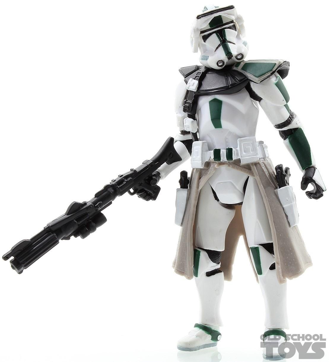 Hasbro Star Wars ROTS Clone Commander In Battle Gear Action Figure GREEN